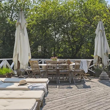 Dom wakacyjny Cozy In With Wifi Hornbæk